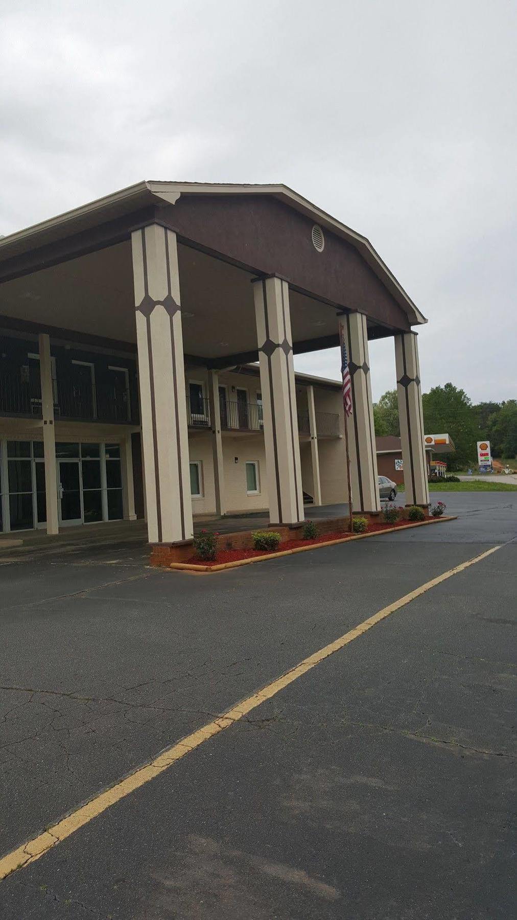 Econo Lodge Forest City Exterior photo